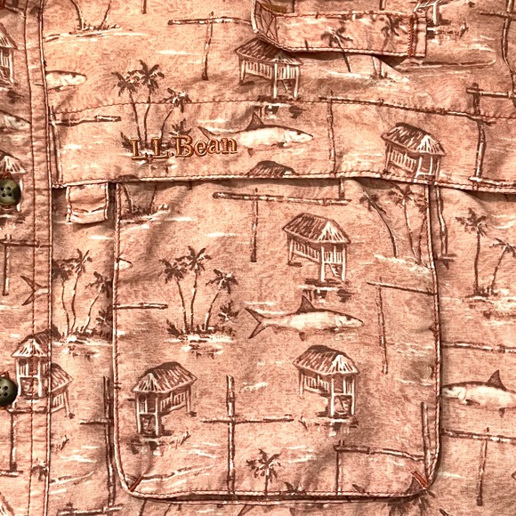 L.L. Bean Men's Fishing Shirt L Coral Vented Short‎ Sleeve Mesh Lining Outdoor - Picture 6 of 8